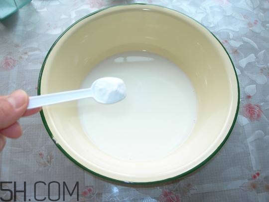 牛奶護(hù)膚有什么竅門？牛奶護(hù)膚的竅門有哪些？