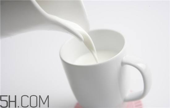 牛奶護(hù)膚有什么竅門？牛奶護(hù)膚的竅門有哪些？