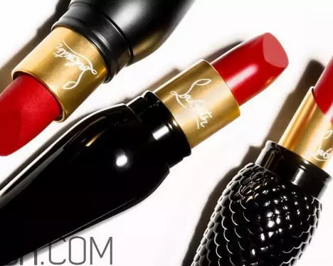 涂口紅前用bb打底可以嗎？最近比較火的口紅品牌有哪些？