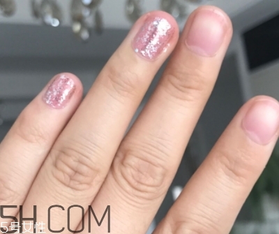 candy moyo和miss candy區(qū)別 膜玉和糖果小姐哪個(gè)好？