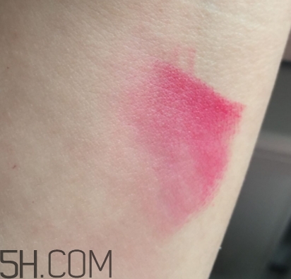 candy moyo口紅好用嗎？candy moyo膜玉口紅評(píng)測(cè)