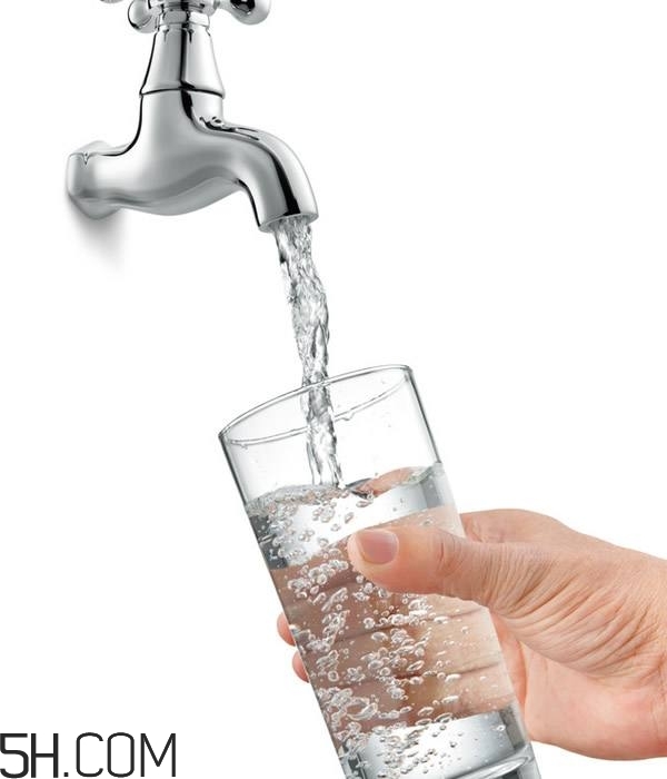 喝水有哪些禁忌？哪些水是不能喝的？