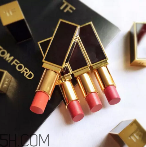 涂口紅前用bb打底可以嗎？最近比較火的口紅品牌有哪些？