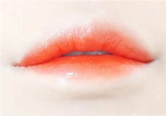 什么是咬唇妝？咬唇妝要用什么化妝品？
