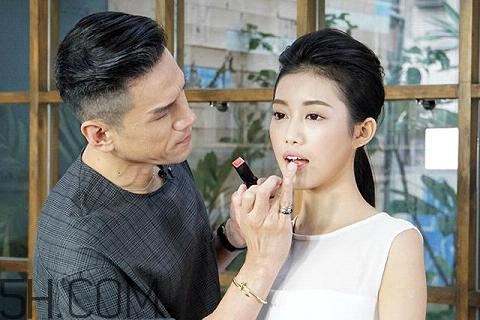 反咬唇妝是什么樣的？染唇妝和咬唇妝的區(qū)別