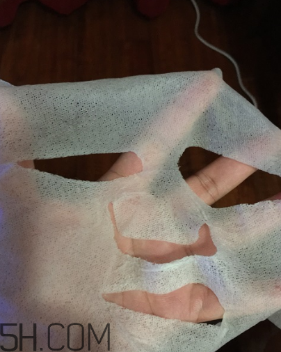 美膚寶面膜有熒光劑嗎？美膚寶面膜測(cè)評(píng)