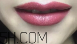 mac brick o la老氣嗎？mac brick o la適合黃皮嗎？