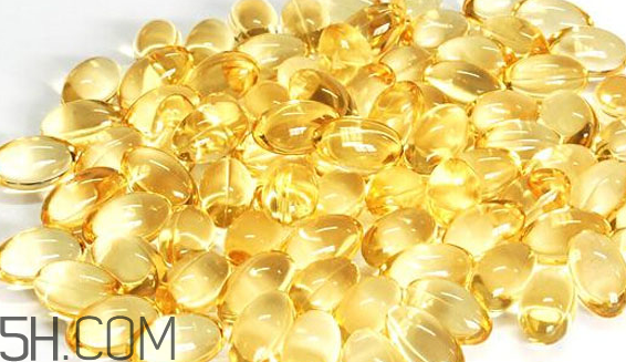 維生素e藥店有賣嗎？維生素e要和c一起吃嗎？