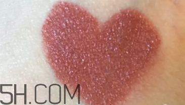 mac mocha和brick哪個(gè)好看？mac mocha和brick試色對比