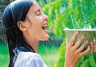 淋雨后要洗澡嗎？淋雨后不洗澡會怎么樣？