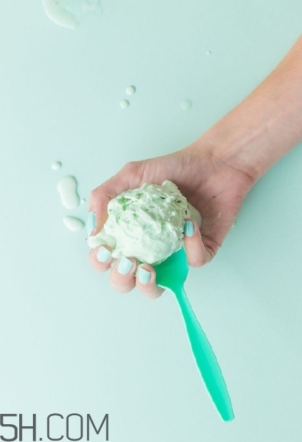 美甲簡約大方圖案大全 日系小清新美甲圖片 美甲簡約大方圖案大全 日系小清新美甲圖片