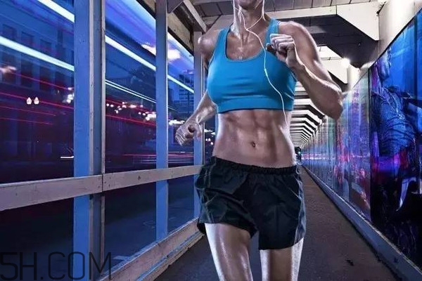 夜跑減肥的正確方法有哪些？冬天夜跑應(yīng)該怎么跑才能減肥？