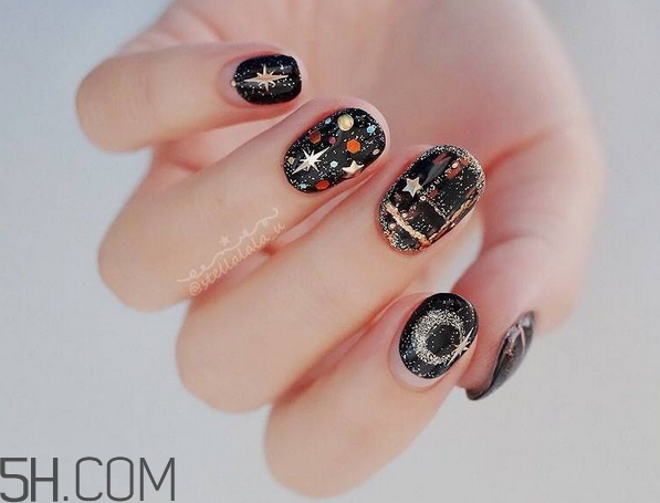 2018年流行的美甲顏色圖片 星空美甲的做法教程步驟 2018年流行的美甲顏色圖片 星空美甲的做法教程步驟
