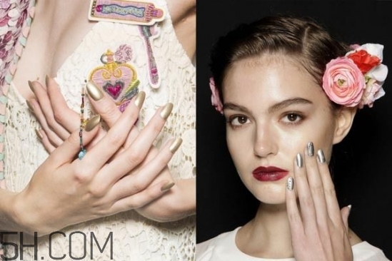 2018年流行的美甲顏色圖片 星空美甲的做法教程步驟 2018年流行的美甲顏色圖片 星空美甲的做法教程步驟