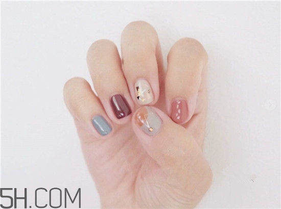 什么是日式美甲？適合秋季的清新美甲圖片