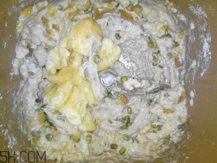 綠豆糕和香蕉能一起吃嗎？吃了綠豆糕還能吃香蕉嗎？