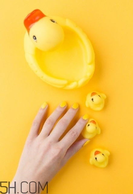 美甲簡約大方圖案大全 日系小清新美甲圖片 美甲簡約大方圖案大全 日系小清新美甲圖片