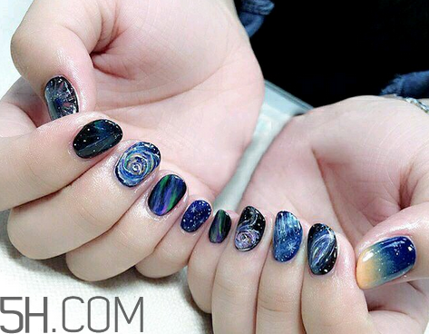 2018年流行的美甲顏色圖片 星空美甲的做法教程步驟 2018年流行的美甲顏色圖片 星空美甲的做法教程步驟