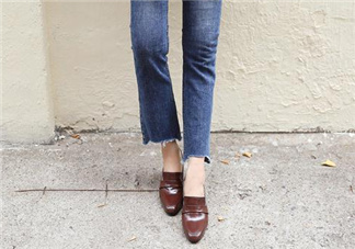 棕色皮鞋用什么顏色鞋油？棕色皮鞋怎么擦才能亮？