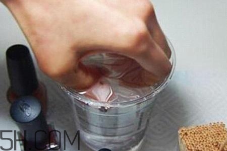 水染美甲用的什么指甲油？2018秋冬美甲最新款圖片