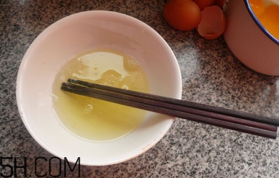 冬天跑步喉嚨不舒服怎么辦？如何消除冬天跑步喉嚨不適感？