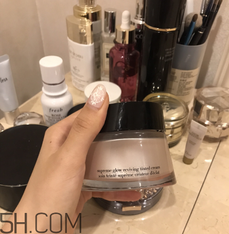 阿瑪尼黑曜石素顏霜怎么樣？阿瑪尼黑曜石素顏霜測(cè)評(píng)