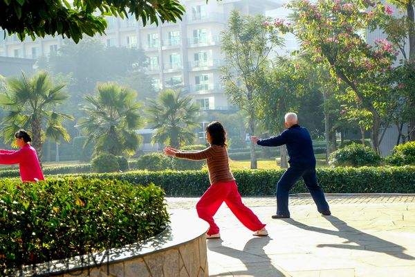 冬季應(yīng)該怎么晨練？冬季晨練的注意事項(xiàng)有哪些？