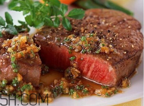 一塊牛排多少克 一塊牛排多重 一塊牛排多少克 一塊牛排多重