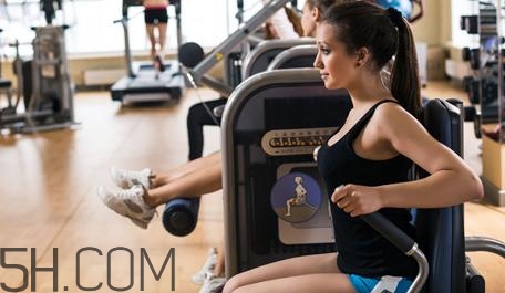 第一次去健身房怎樣才不會顯得很菜？第一次去健身房有什么注意事項(xiàng)？