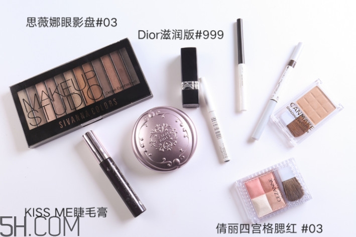 復(fù)古港風(fēng)妝容教程 港式復(fù)古妝容畫(huà)法圖解 復(fù)古港風(fēng)妝容教程 港式復(fù)古妝容畫(huà)法圖解