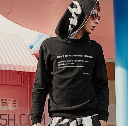 馬克華菲尺碼偏小嗎？馬克華菲衣服可以退嗎？