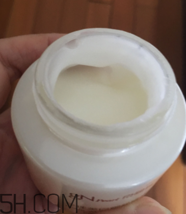 京潤珍珠面霜好用嗎？京潤珍珠面霜使用心得