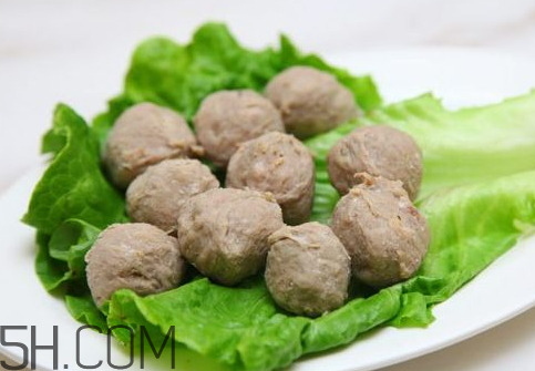 ?一個(gè)牛肉丸多少克 一斤牛肉做多少牛肉丸 ?一個(gè)牛肉丸多少克 一斤牛肉做多少牛肉丸