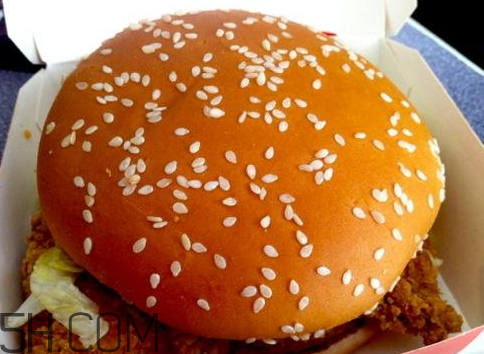 ?一個香辣雞腿堡的熱量是多少 ?一個香辣雞腿堡多少克 ?一個香辣雞腿堡的熱量是多少 ?一個香辣雞腿堡多少克