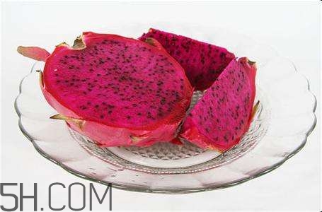 火龍果是熱性還是涼性？哪些人不適合吃火龍果？