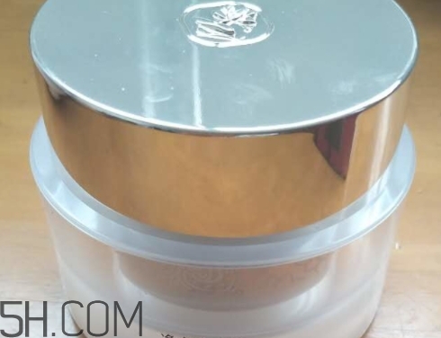 suhu尚惠素顏霜好用嗎？尚惠素顏霜多少錢？