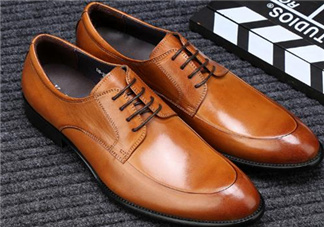 棕色皮鞋褪色怎么修復(fù)？棕色皮鞋掉色怎么補(bǔ)色？