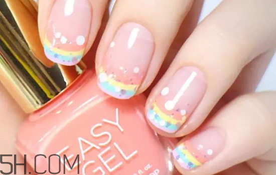 美甲店用的甲油膠什么牌子最多？拼接法式美甲教程圖解