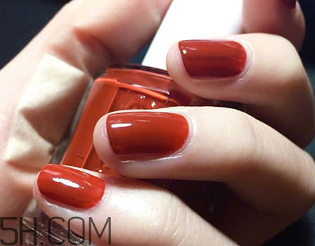 手指粗適合做什么美甲？美甲簡(jiǎn)單大方新款圖片