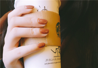 秋冬必備的焦糖色美甲圖片最新款 韓國最新秋冬美甲圖片