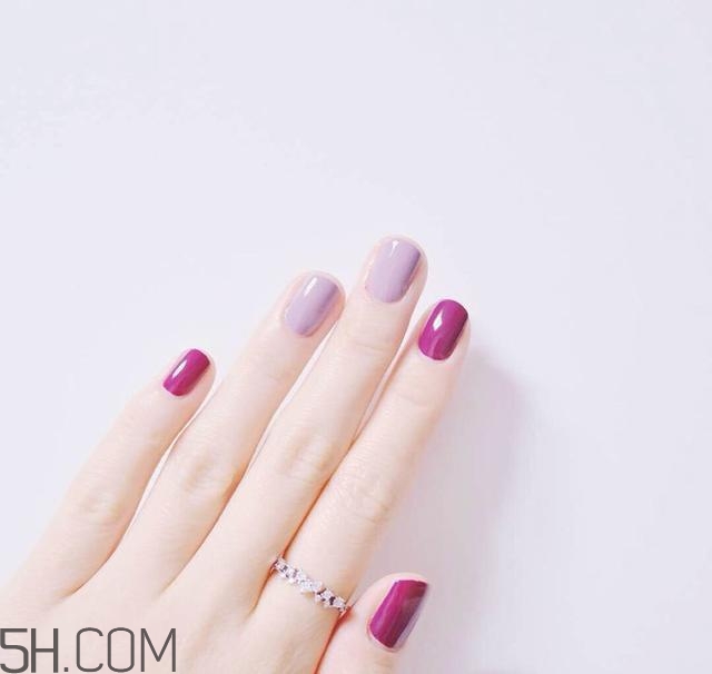冬天美甲適合什么顏色？純色美甲跳色款式搭配圖