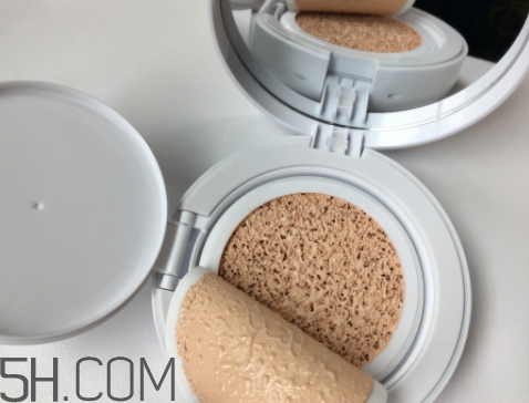 rojank茹妝這個(gè)牌子怎么樣？茹妝化妝品好用嗎？