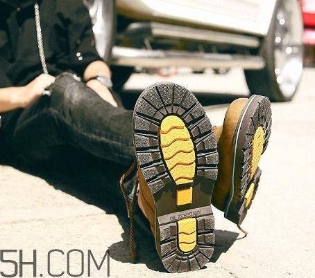 頭層牛皮會掉皮嗎？頭層牛皮會掉色嗎？