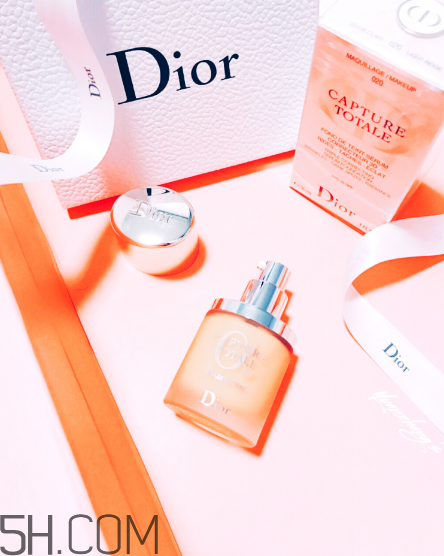 迪奧修復(fù)煥采精華粉底液遮瑕嗎？迪奧粉底液大合集