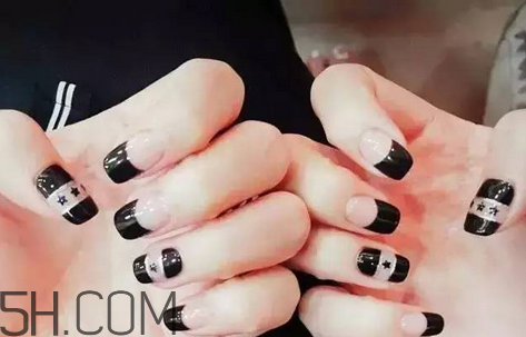 手黃做什么美甲好看？2018全新卡通可愛(ài)美甲款式