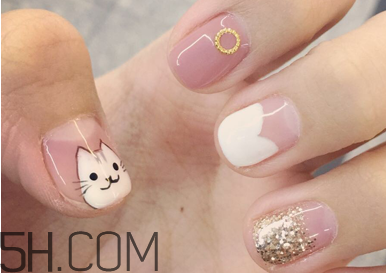 手黃做什么美甲好看？2018全新卡通可愛(ài)美甲款式