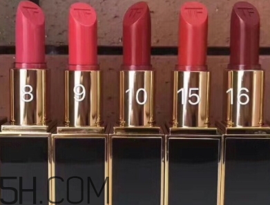 tf口紅干嗎？tf口紅滋潤和啞光區(qū)別