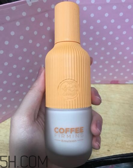 春紀咖啡醒膚緊致乳好用嗎？春紀咖啡醒膚緊致乳評測