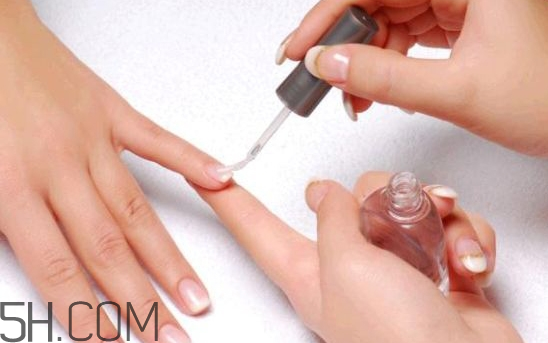 光療甲和水晶甲哪個(gè)好？什么是水晶甲？