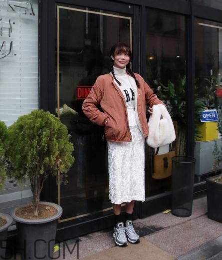 棉服搭配長(zhǎng)裙好看嗎？棉襖搭配長(zhǎng)裙圖片